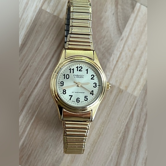 Embassy by Gruen Ladies Watch Gold Tone Dial and Stretch Bracelet - Picture 4 of 8